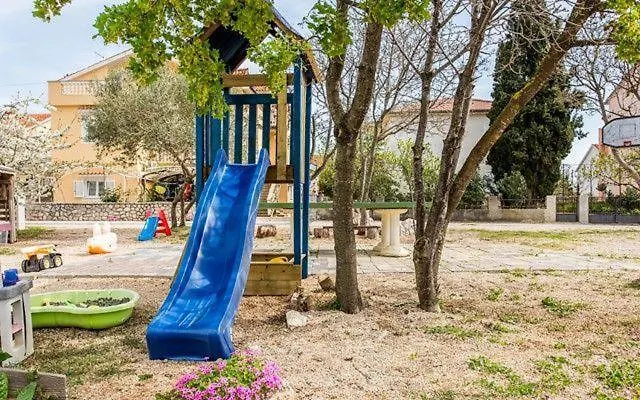 Pension-tina-app-4 *